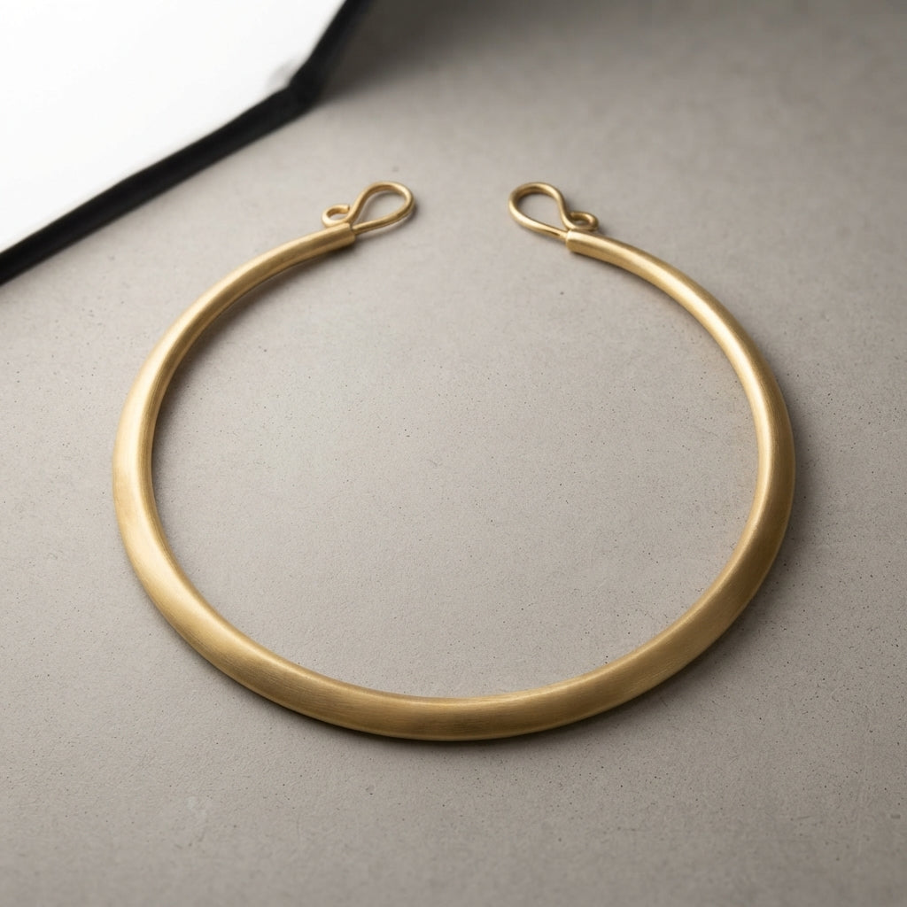 Solara Brass Collar Necklace – Minimalist Sculptural Statement Necklace